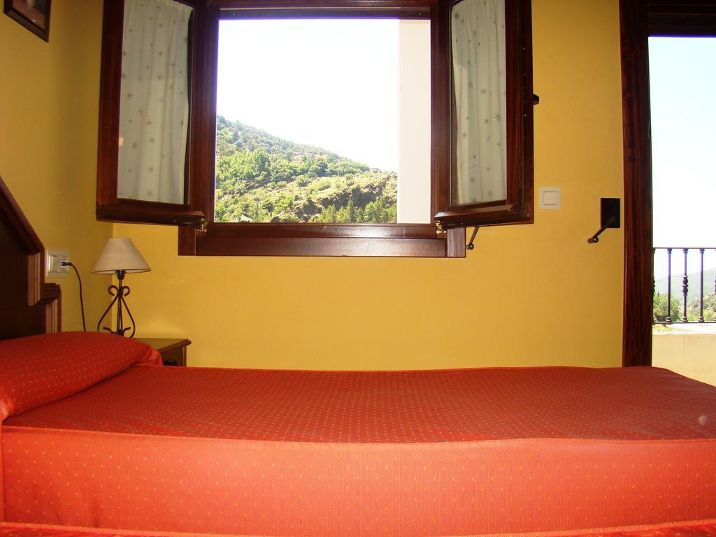 Hotel Rural Pepe Alvarez Trevélez Oda fotoğraf